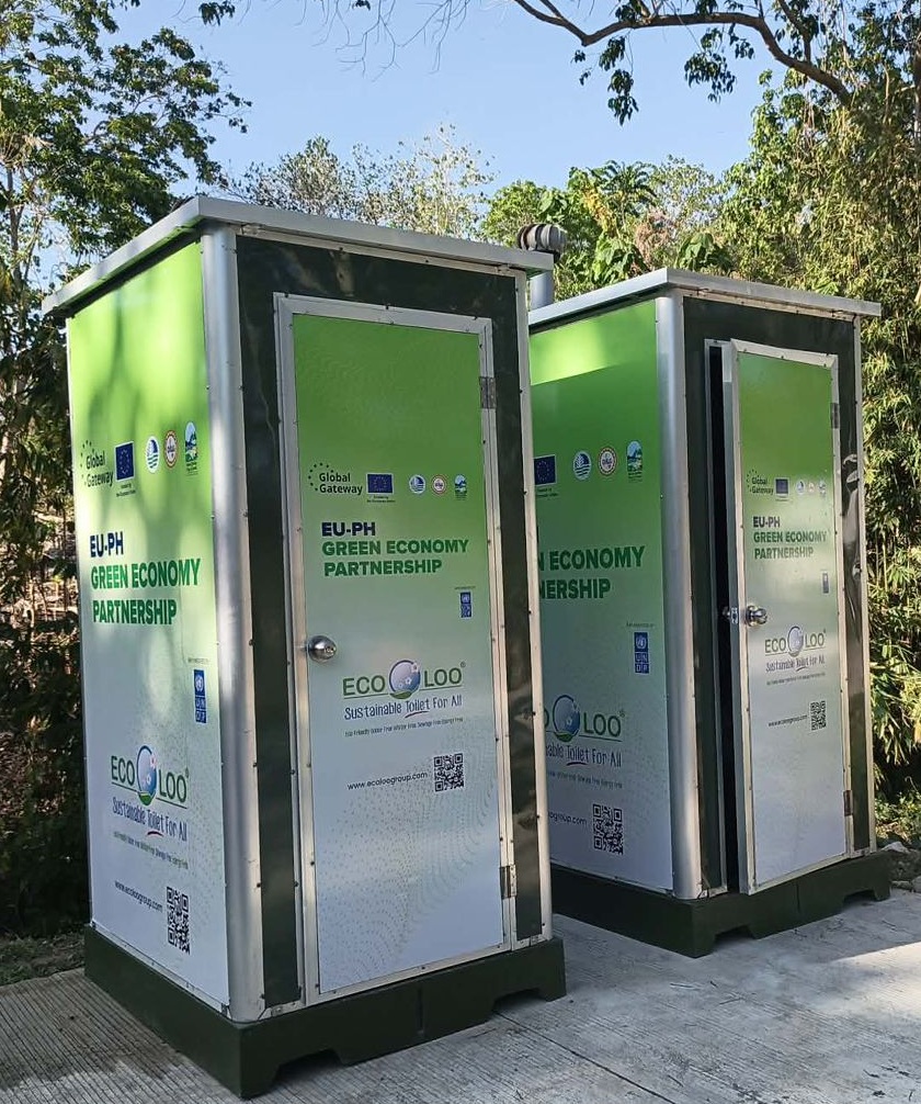 ECOLOO Case Study: SAMAL ISLAND, PHILIPPINES - CLEANING UP ISLANDS